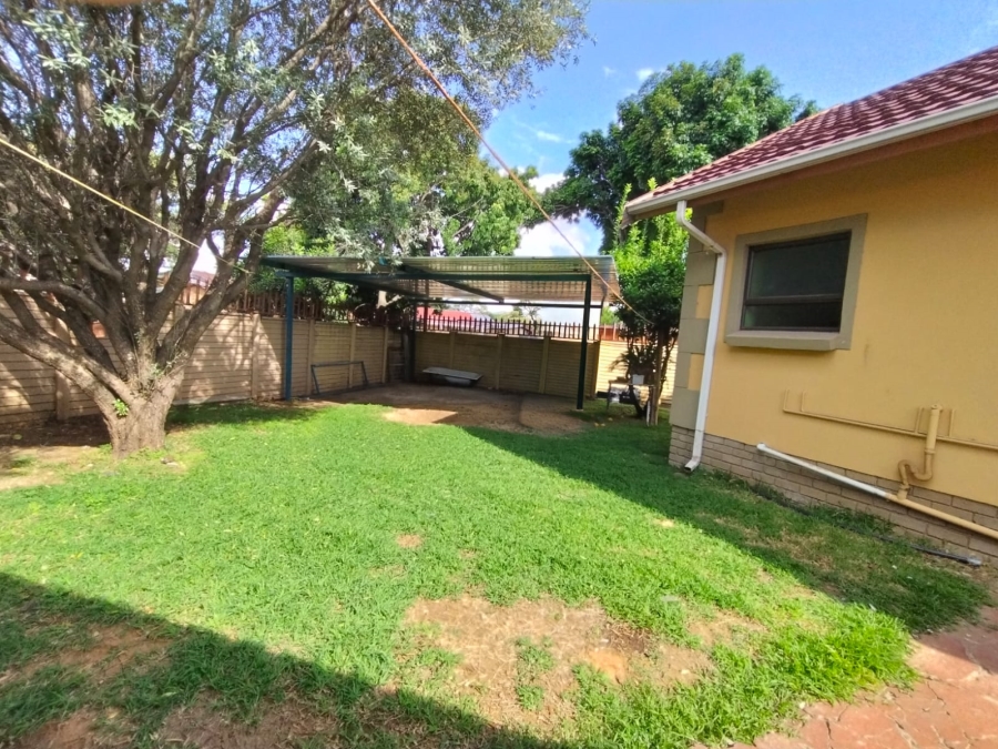 3 Bedroom Property for Sale in Geelhoutpark North West